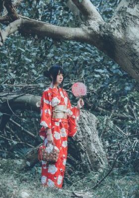 韩素希《以吾之名》